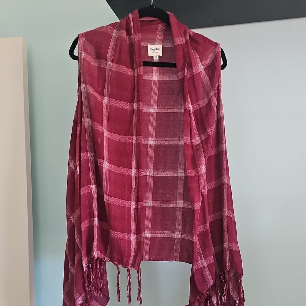 Burgundy Checkered Wrap
